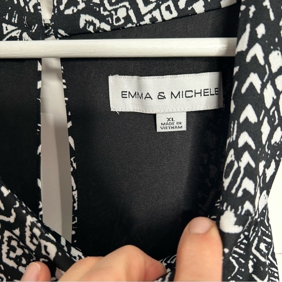 New Emma & Michelle  Women’s Romper Jumpsuit Size XL Black White Pattern BNWT - Picture 3 of 7